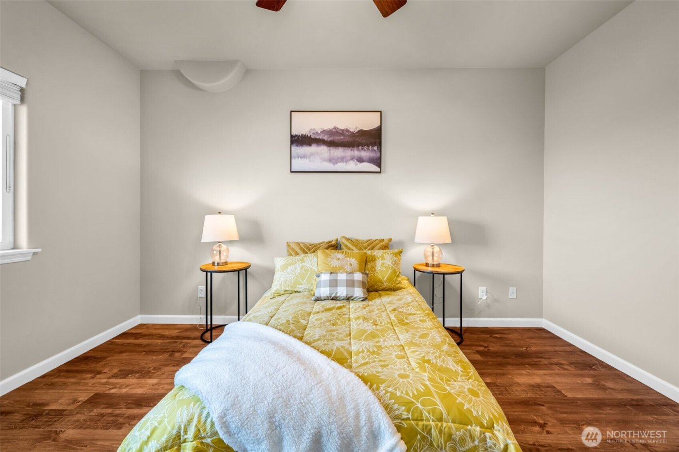 2420 Grand Avenue #301, Everett, WA 98201