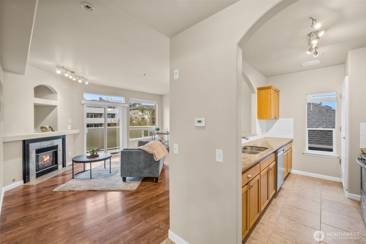 2420 Grand Avenue #301, Everett, WA 98201