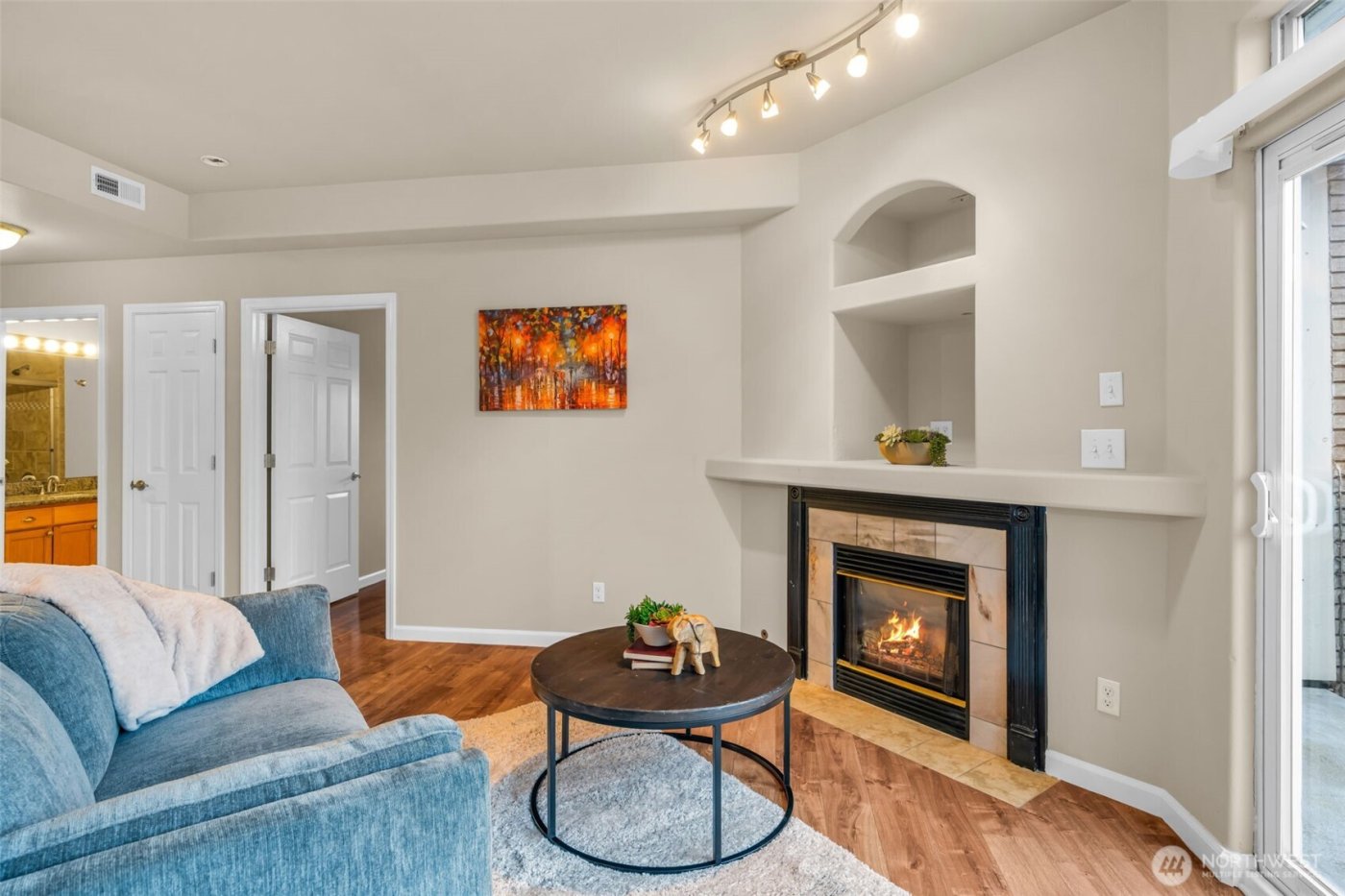 2420 Grand Avenue #301, Everett, WA 98201