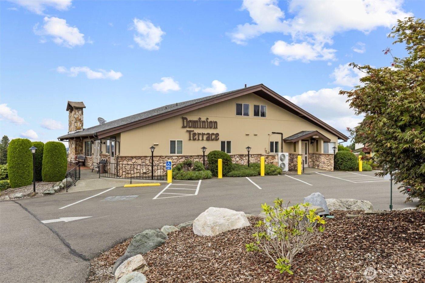 1301 S Third Avenue #15D, Sequim, WA 98382