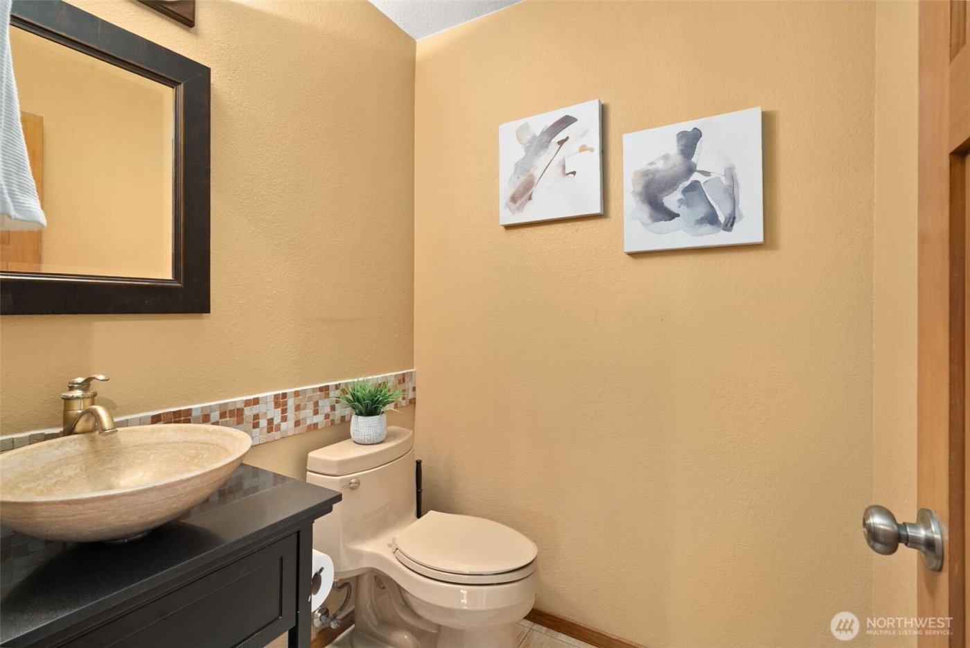 710 Z Street Se , Tumwater, WA 98501