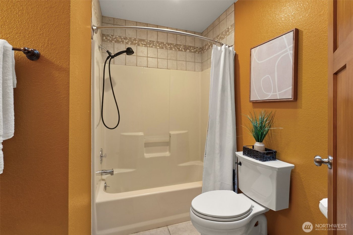 710 Z Street Se , Tumwater, WA 98501