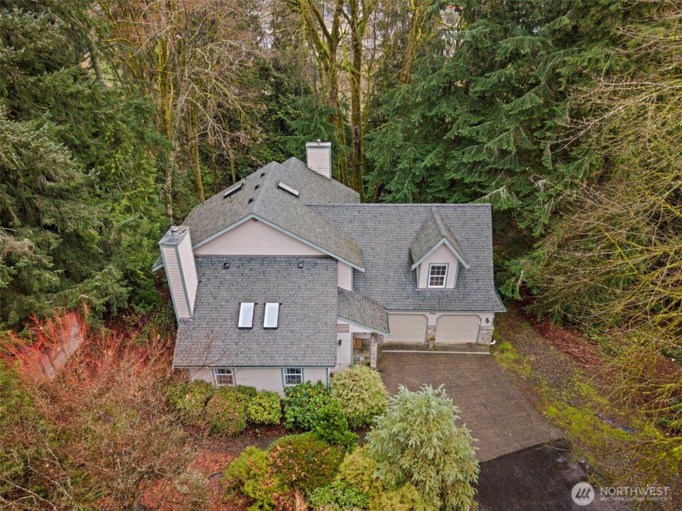 710 Z Street Se , Tumwater, WA 98501
