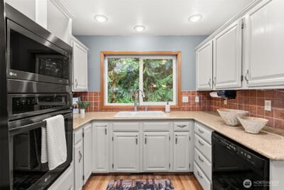 710 Z Street Se , Tumwater, WA 98501 - Photo 7