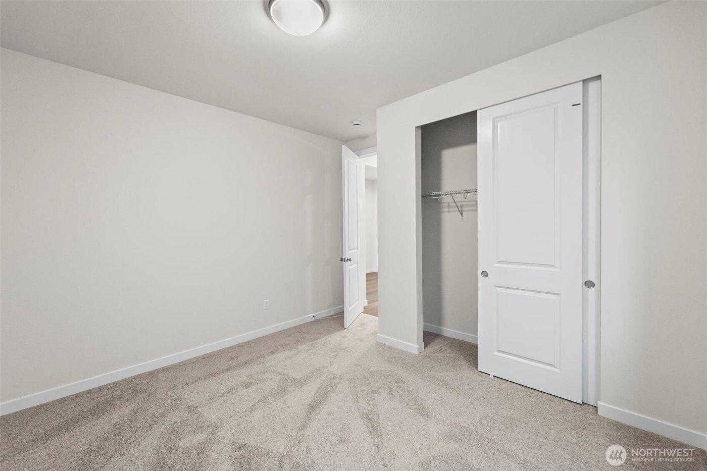 1595 Lockridge Loop E, Enumclaw, WA 98022