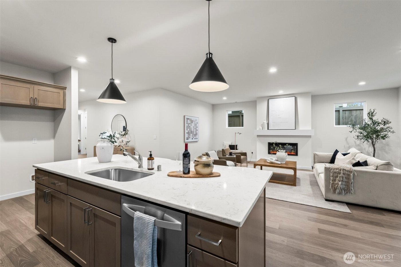 1595 Lockridge Loop E, Enumclaw, WA 98022