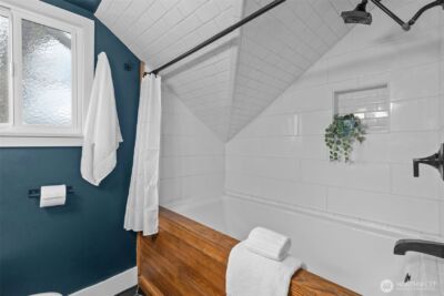 3915 SW Hinds Street , Seattle, WA 98116 - Photo 22