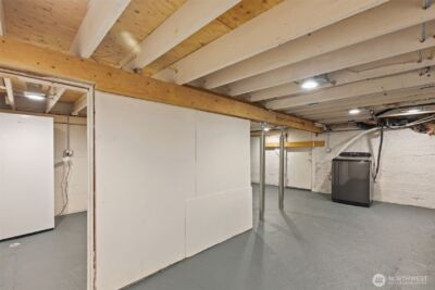 3915 SW Hinds Street , Seattle, WA 98116 - Photo 28