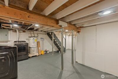 3915 SW Hinds Street , Seattle, WA 98116 - Photo 31