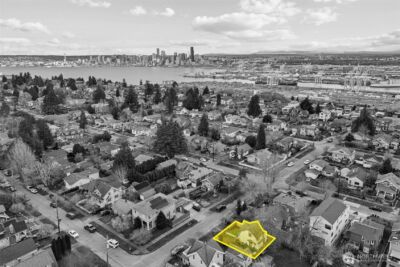 3915 SW Hinds Street , Seattle, WA 98116 - Photo 35