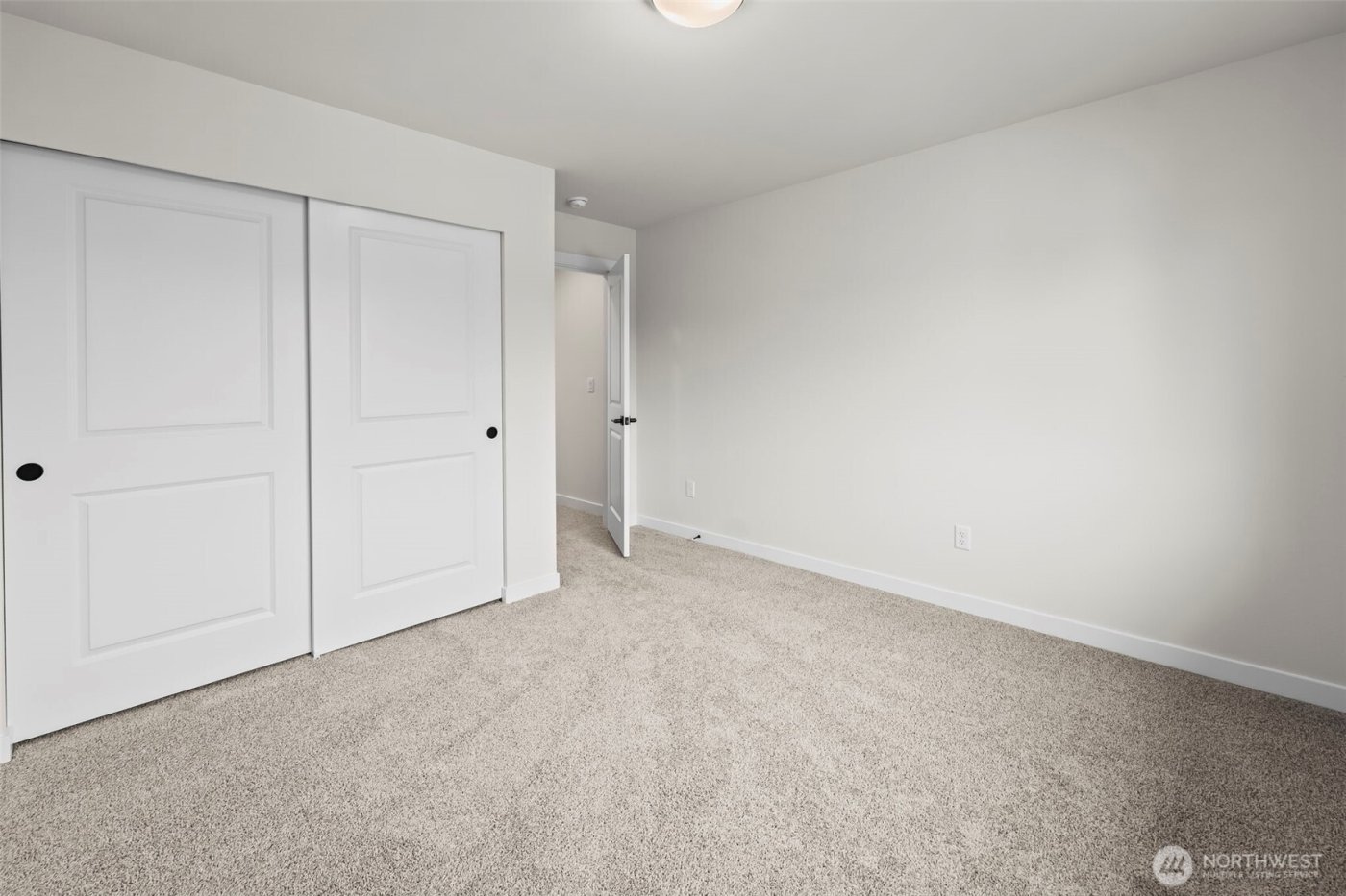 3183 Roosevelt Avenue , Enumclaw, WA 98022