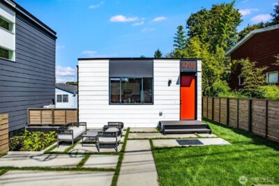 4708 S Morgan Street , Seattle, WA 98118