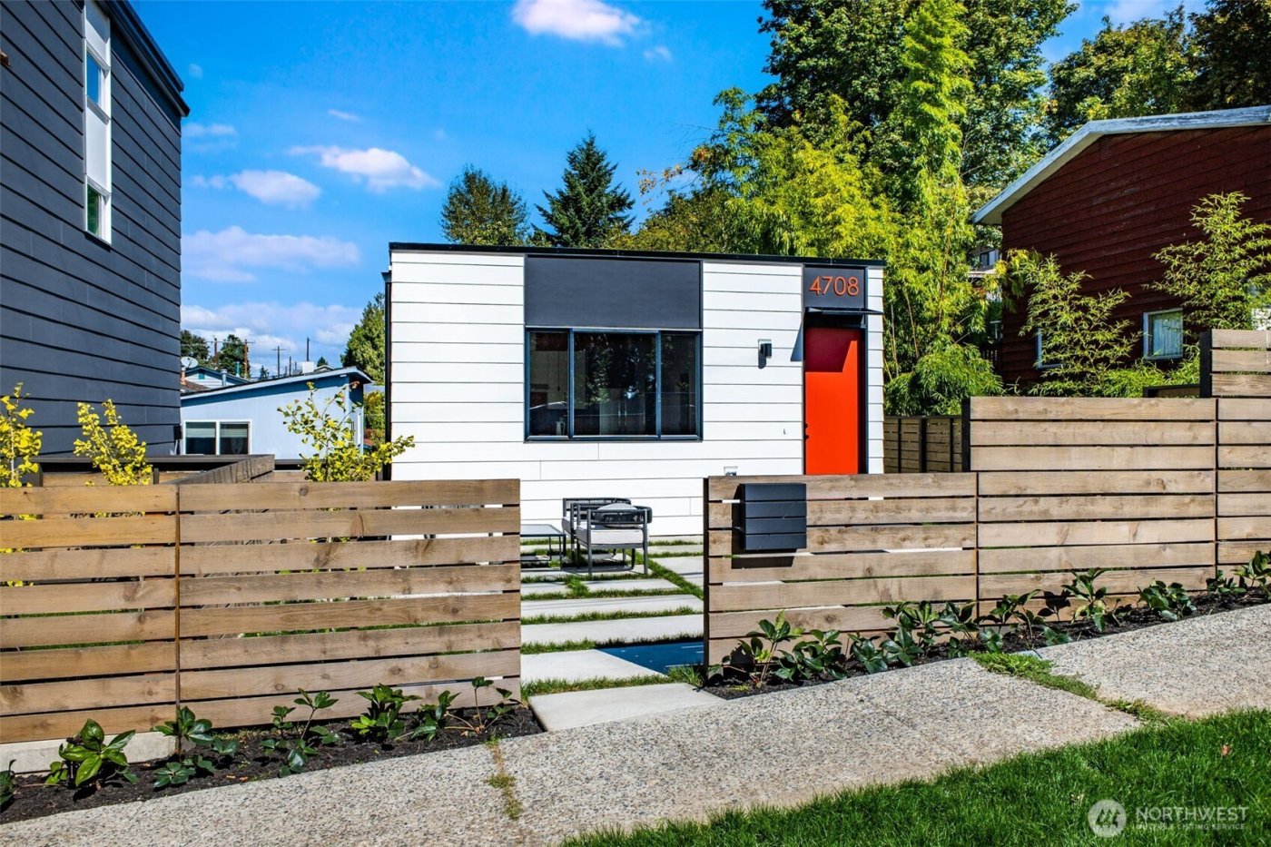 4708 S Morgan Street , Seattle, WA 98118