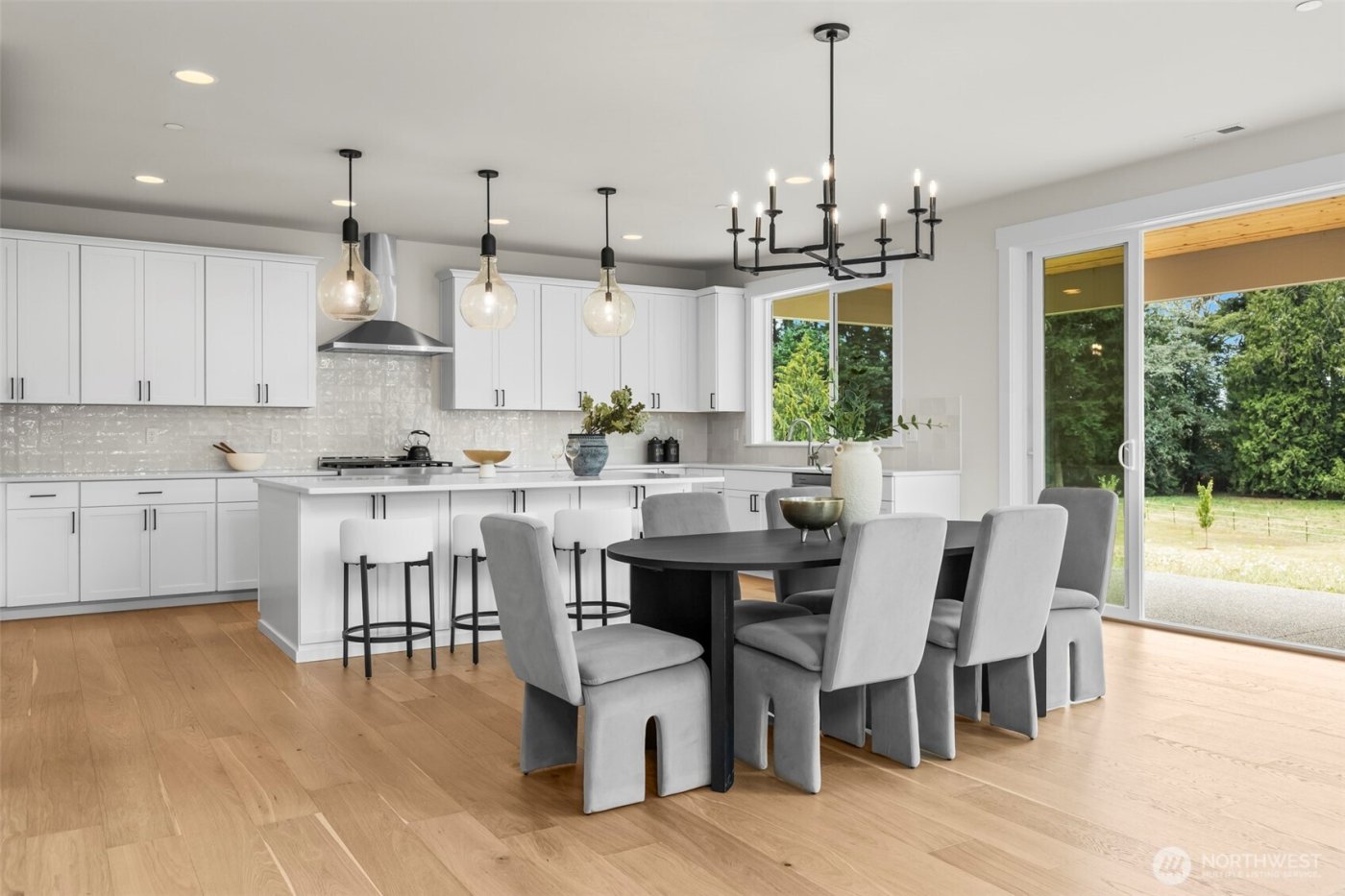 1617 Lockridge Loop E, Enumclaw, WA 98022