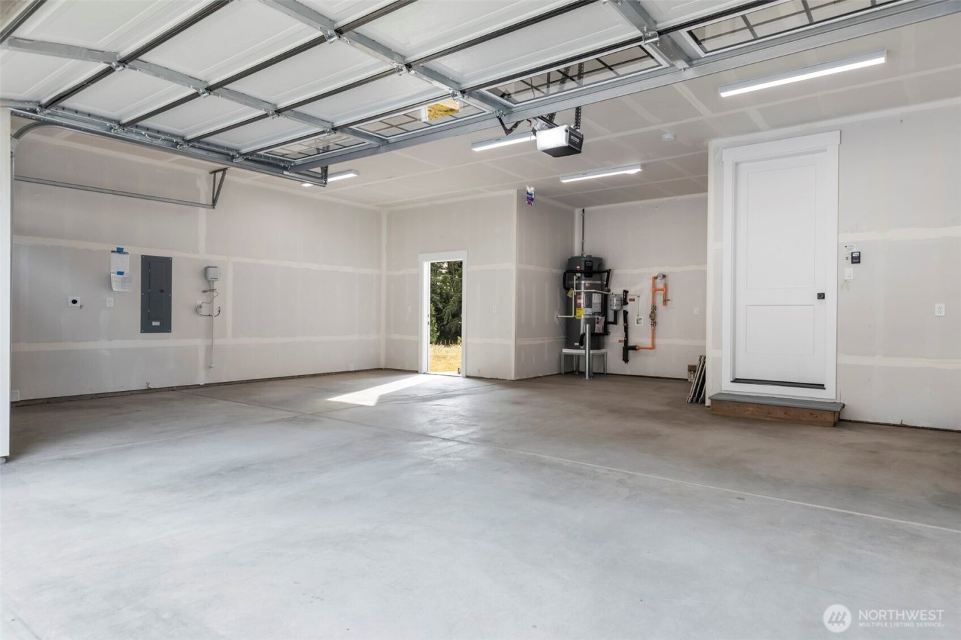 1617 Lockridge Loop E, Enumclaw, WA 98022