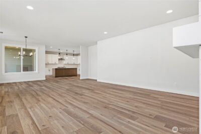 1573 Lockridge Loop E, Enumclaw, WA 98022 - Photo 12