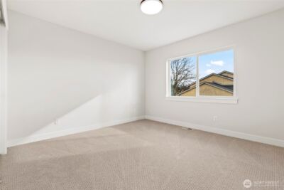 1573 Lockridge Loop E, Enumclaw, WA 98022 - Photo 34