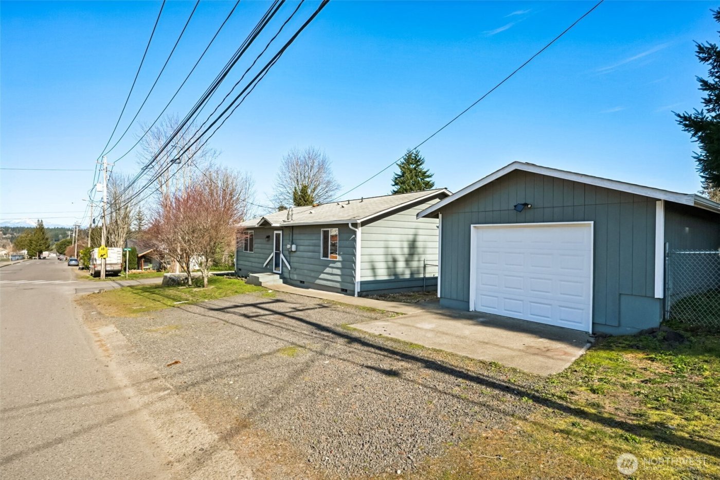 405 E Bellevue Avenue , Shelton, WA 98584