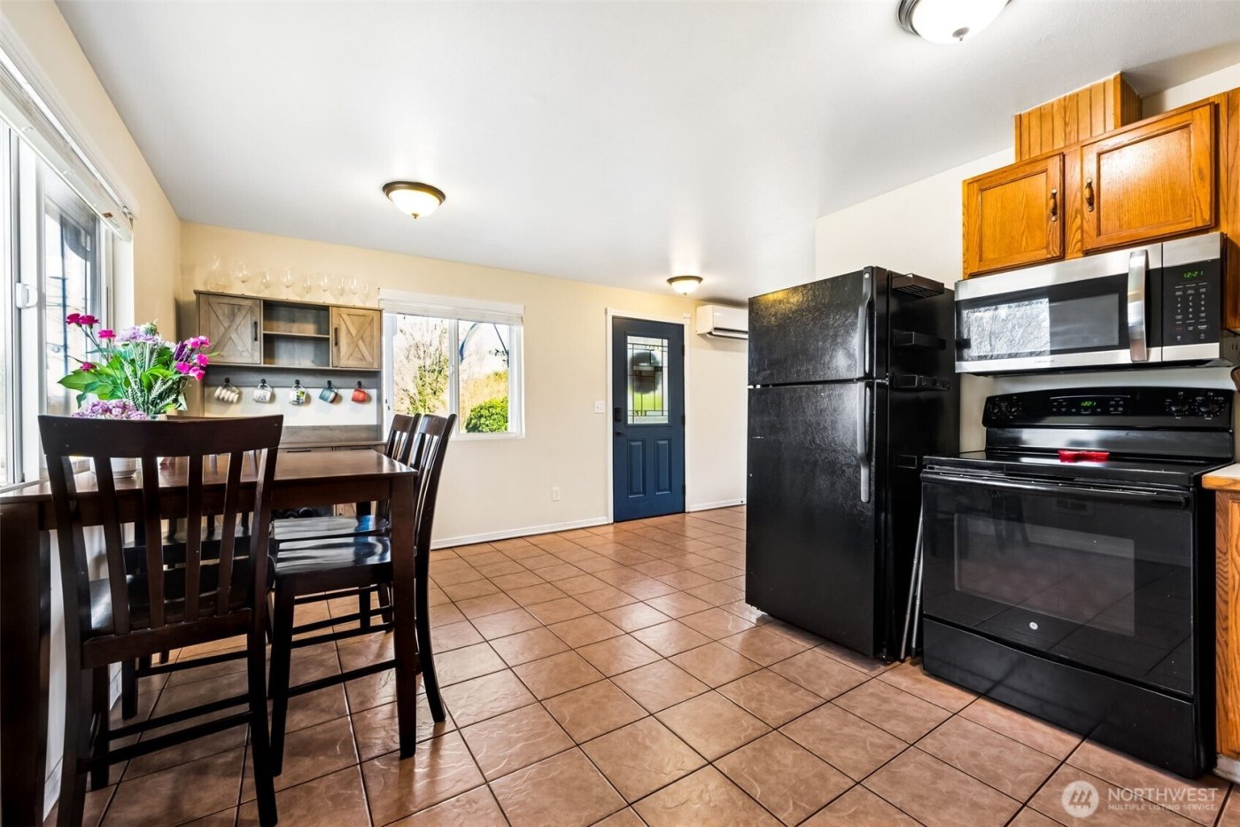 405 E Bellevue Avenue , Shelton, WA 98584