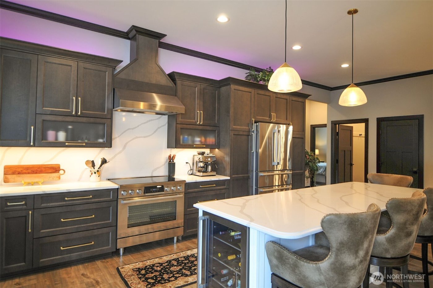 613 S Perry Avenue , East Wenatchee, WA 98802