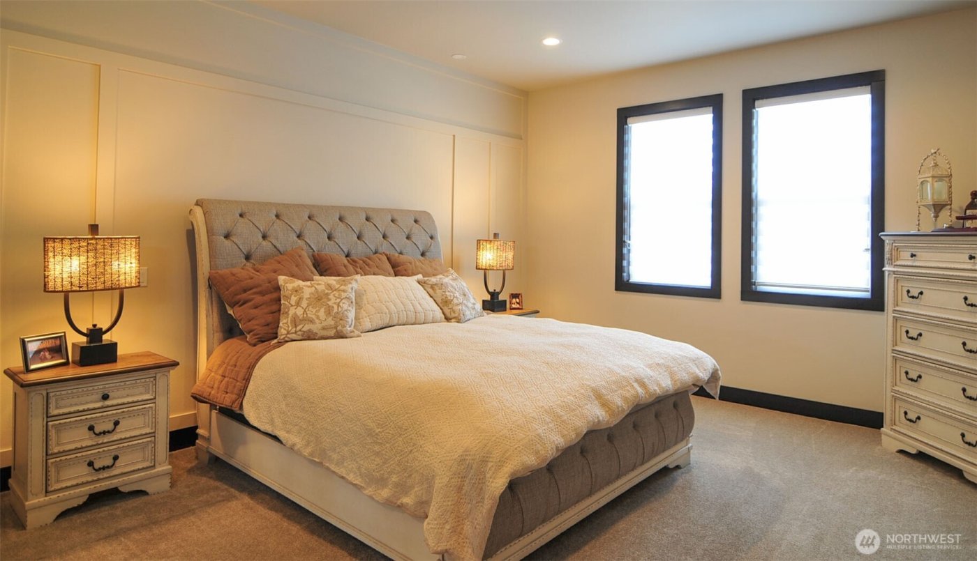 613 S Perry Avenue , East Wenatchee, WA 98802