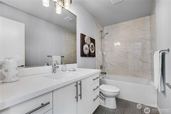 732 26th Avenue S #B, Seattle, WA 98144