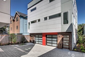 732 26th Avenue S #B, Seattle, WA 98144