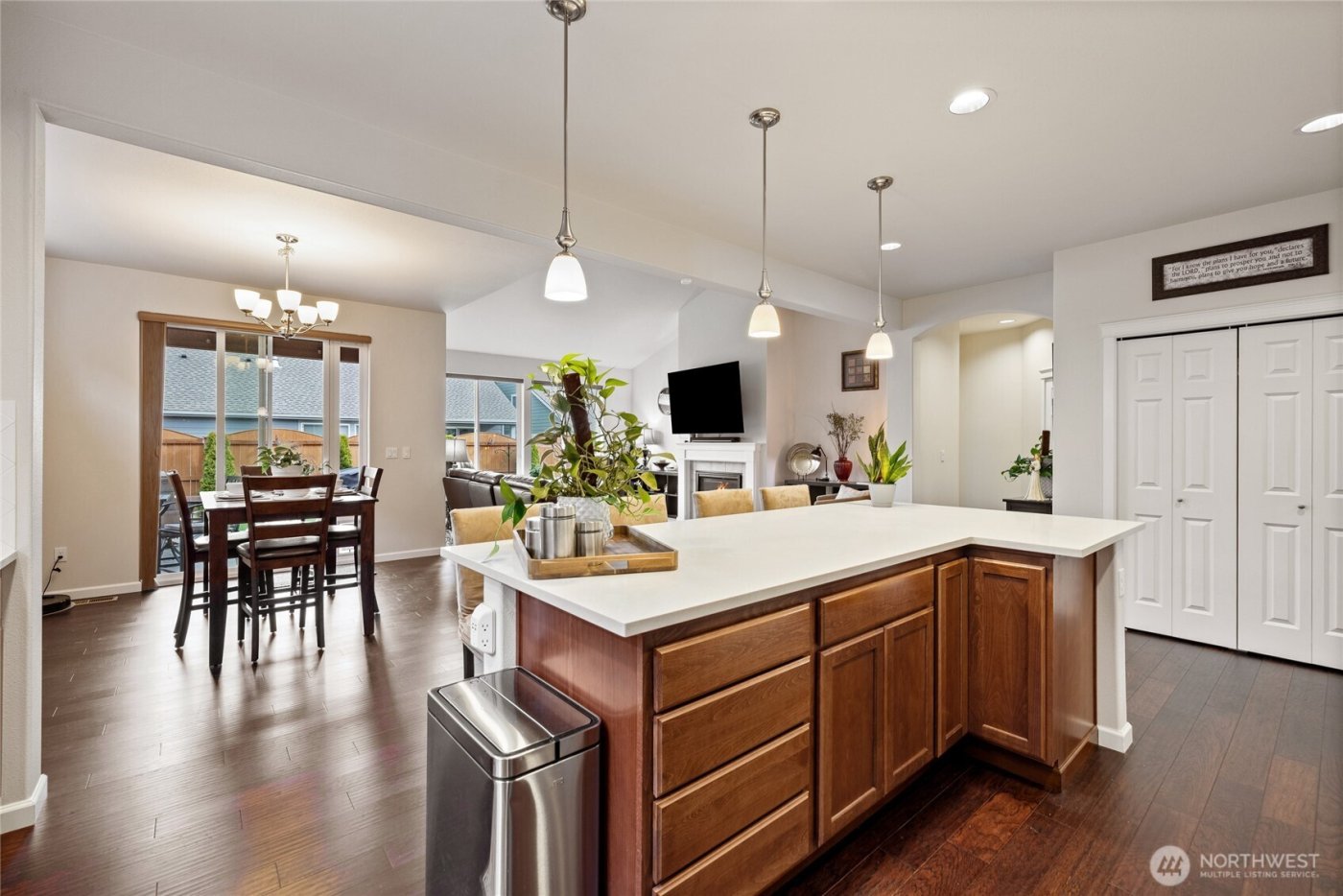 736 Mandee Street SE, Lacey, WA 98513