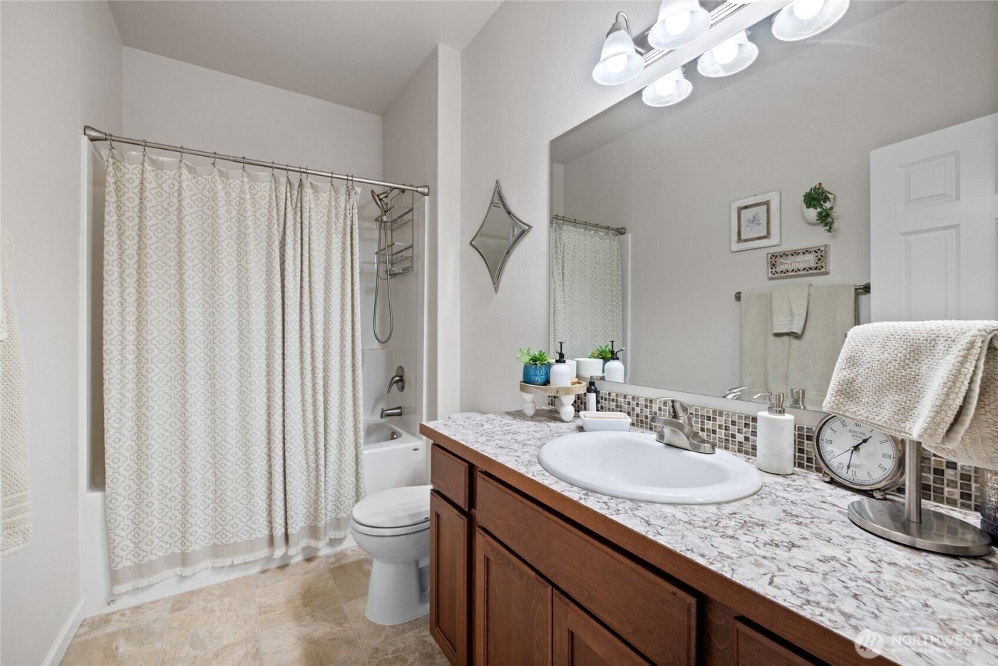 736 Mandee Street SE, Lacey, WA 98513