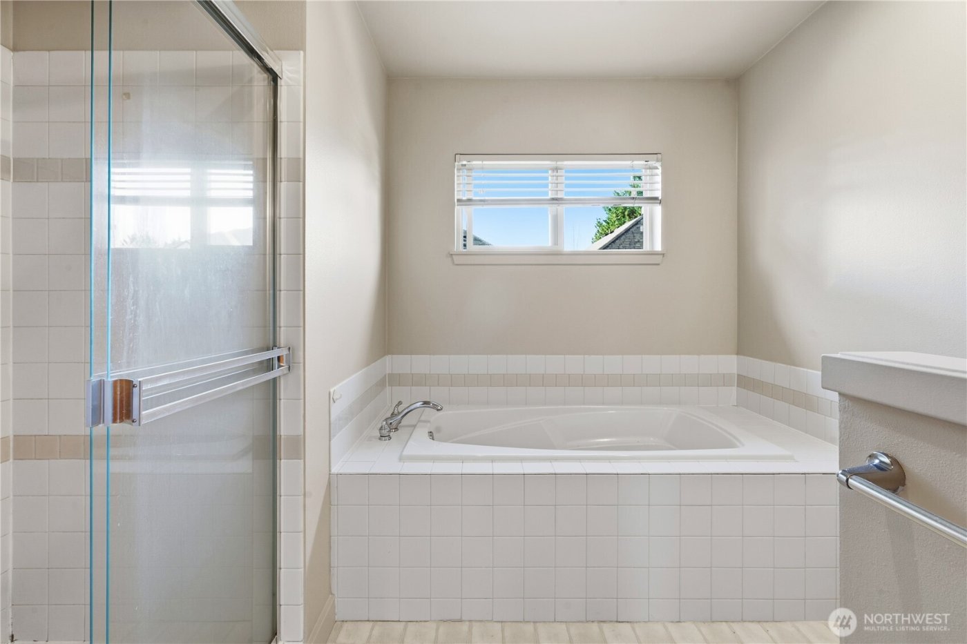 15743 NE 95th Way #53, Redmond, WA 98052