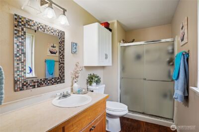 11404 208th Avenue E, Bonney Lake, WA 98391 - Photo 17