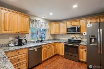 11404 208th Avenue E, Bonney Lake, WA 98391 - Photo 10