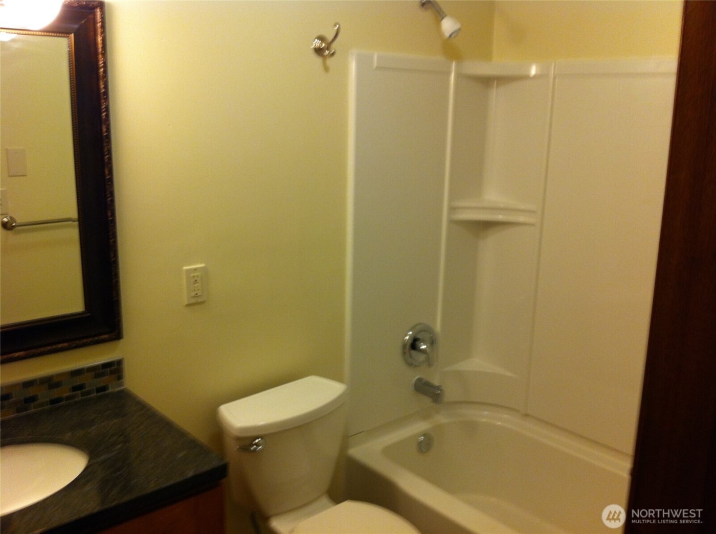 6519 4th Avenue NE, Seattle, WA 98115