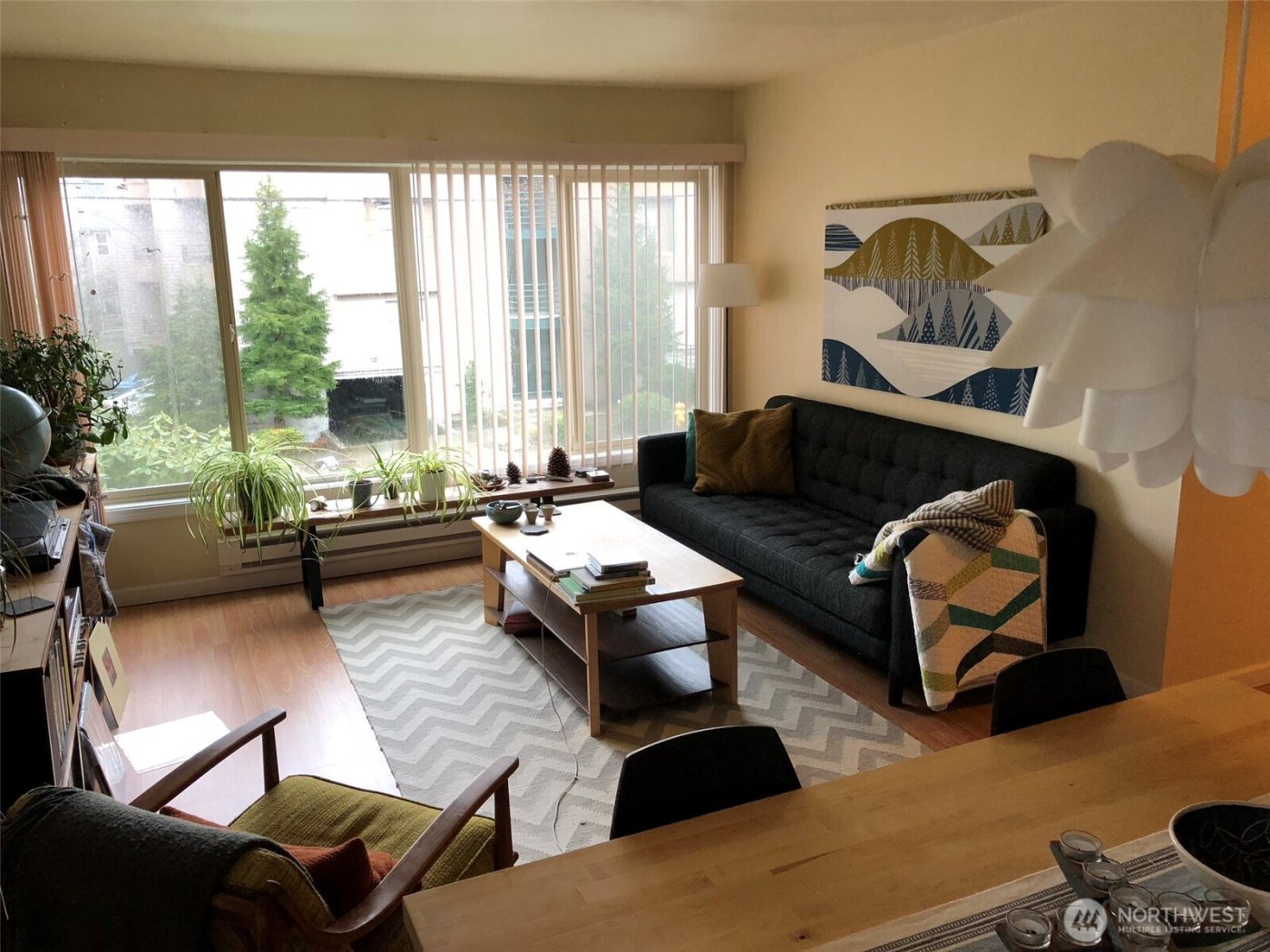 6519 4th Avenue NE, Seattle, WA 98115