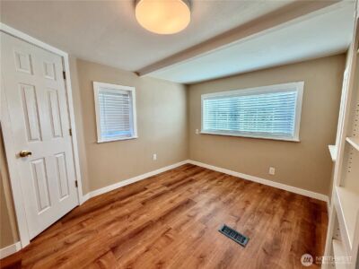 18501 52nd Avenue #6, Lynnwood, WA 98037 - Photo 4