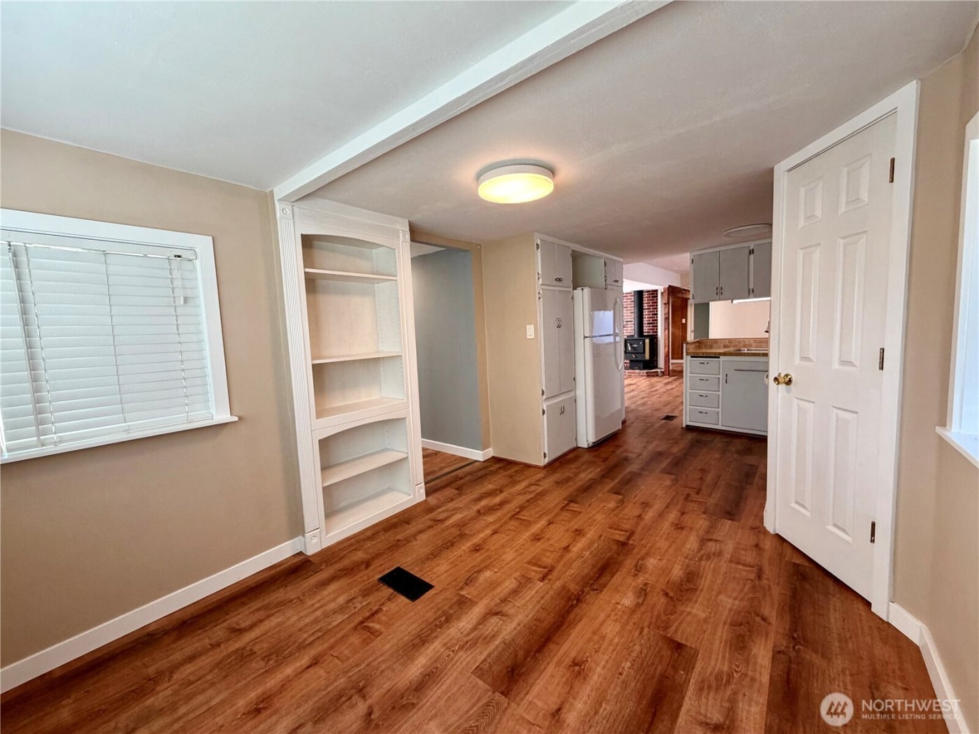 18501 52nd Avenue #6, Lynnwood, WA 98037