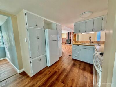 18501 52nd Avenue #6, Lynnwood, WA 98037 - Photo 7