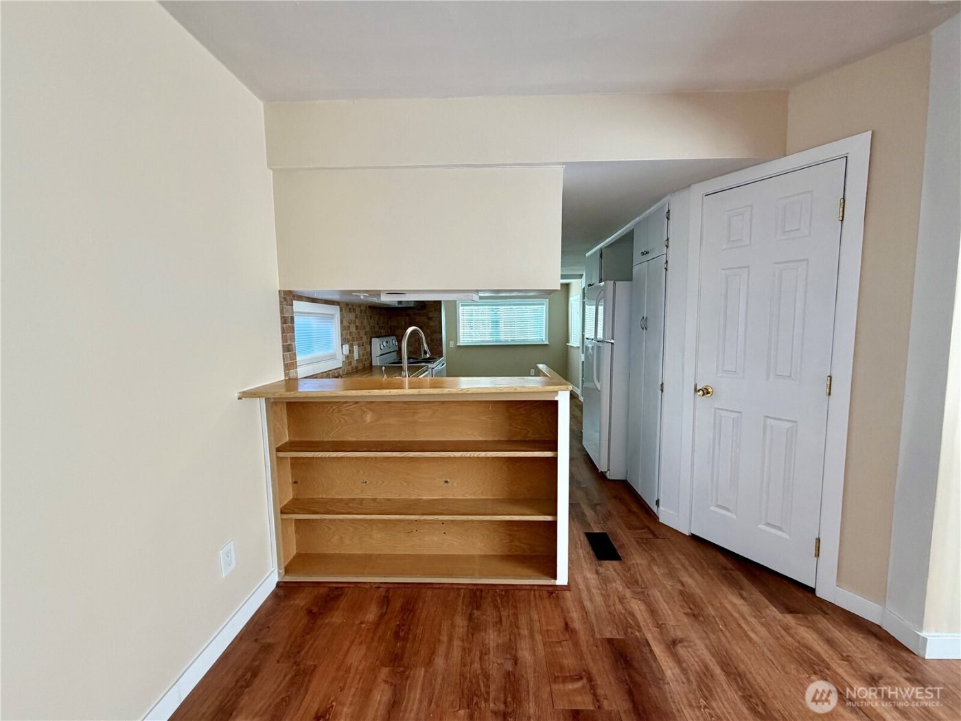 18501 52nd Avenue #6, Lynnwood, WA 98037