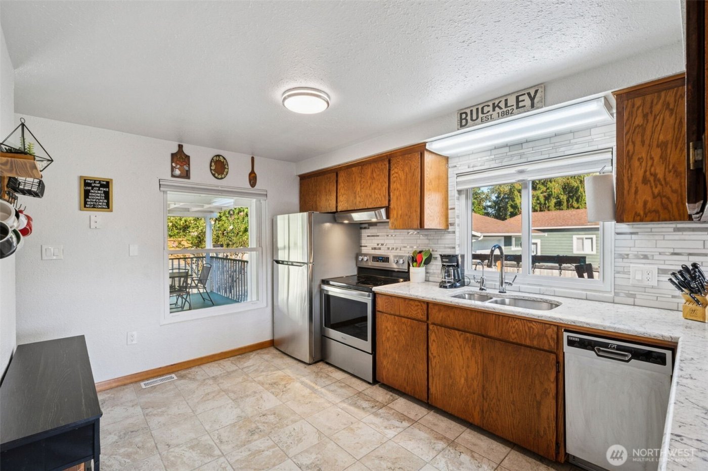 133 S Naches Street , Buckley, WA 98321