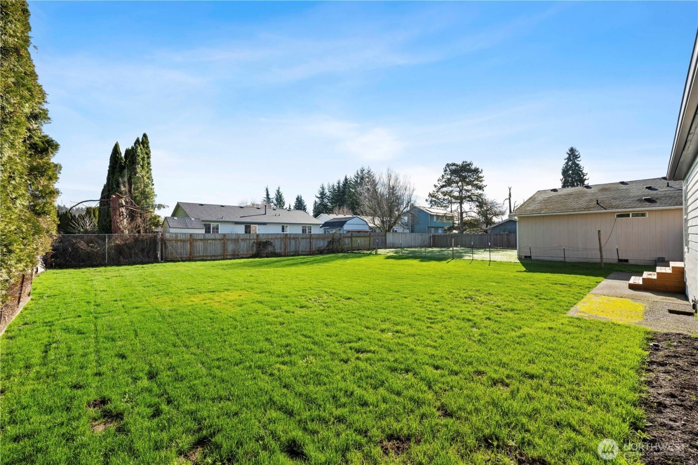 1802 Douglas Street , Mount Vernon, WA 98273