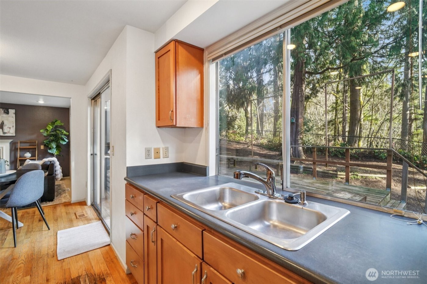 14335 SE 63rd Street , Bellevue, WA 98006-4802