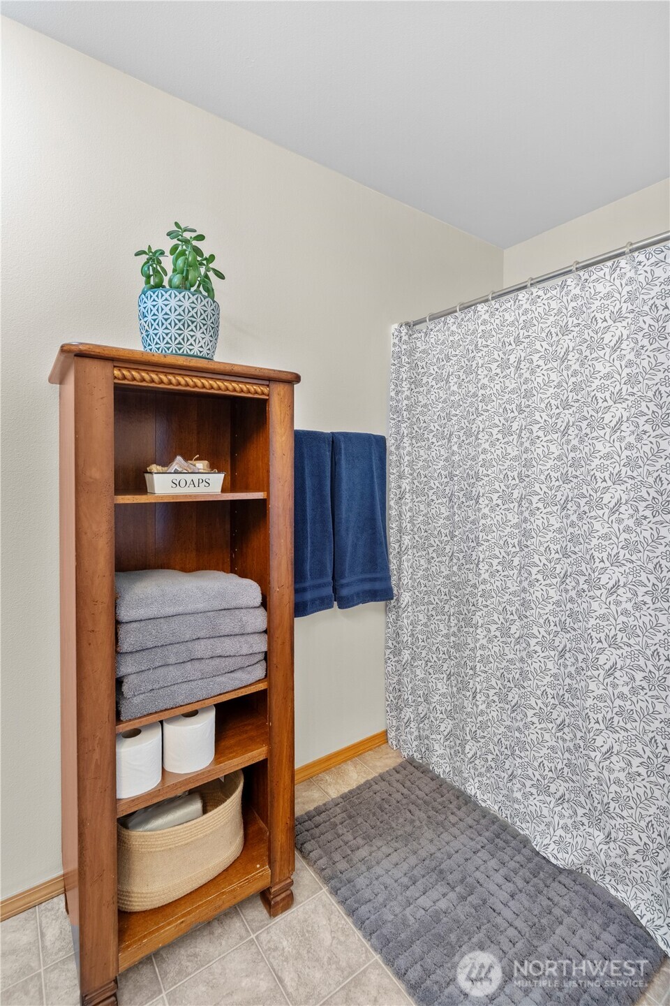 3349 68th Avenue SW, Olympia, WA 98512