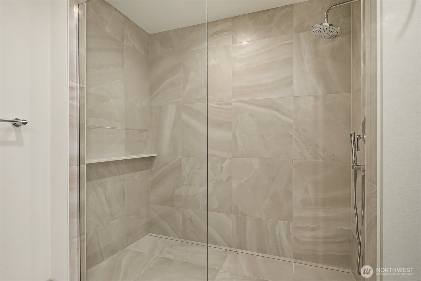 415 99th Avenue NE, Bellevue, WA 98004