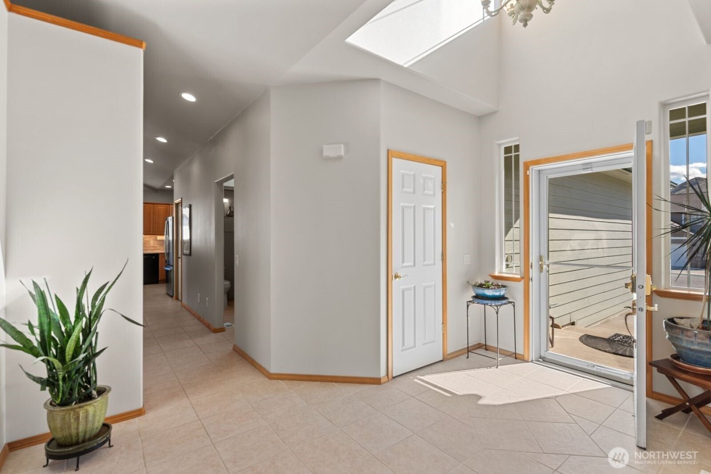 2220 Michael Brooke , Wenatchee, WA 98801