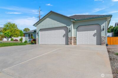 2220 Michael Brooke , Wenatchee, WA 98801 - Photo 3