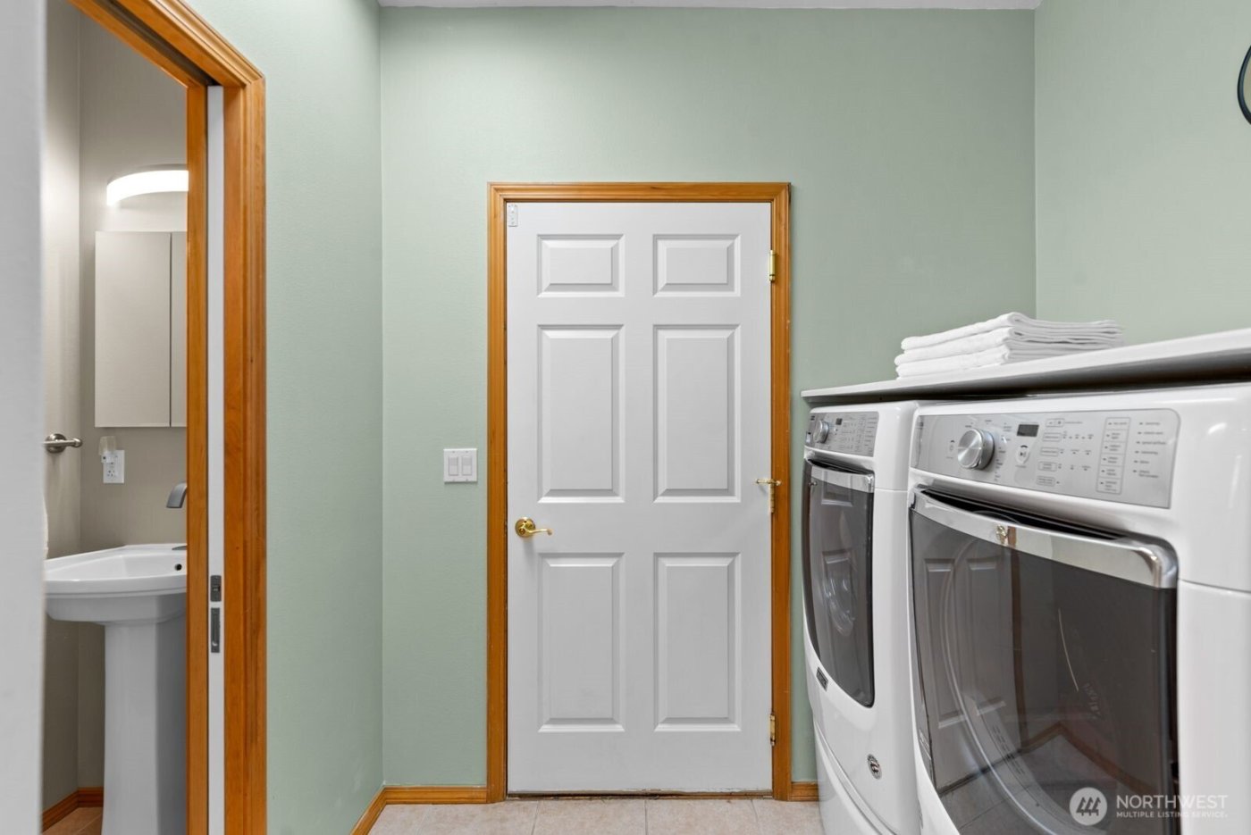 2220 Michael Brooke , Wenatchee, WA 98801