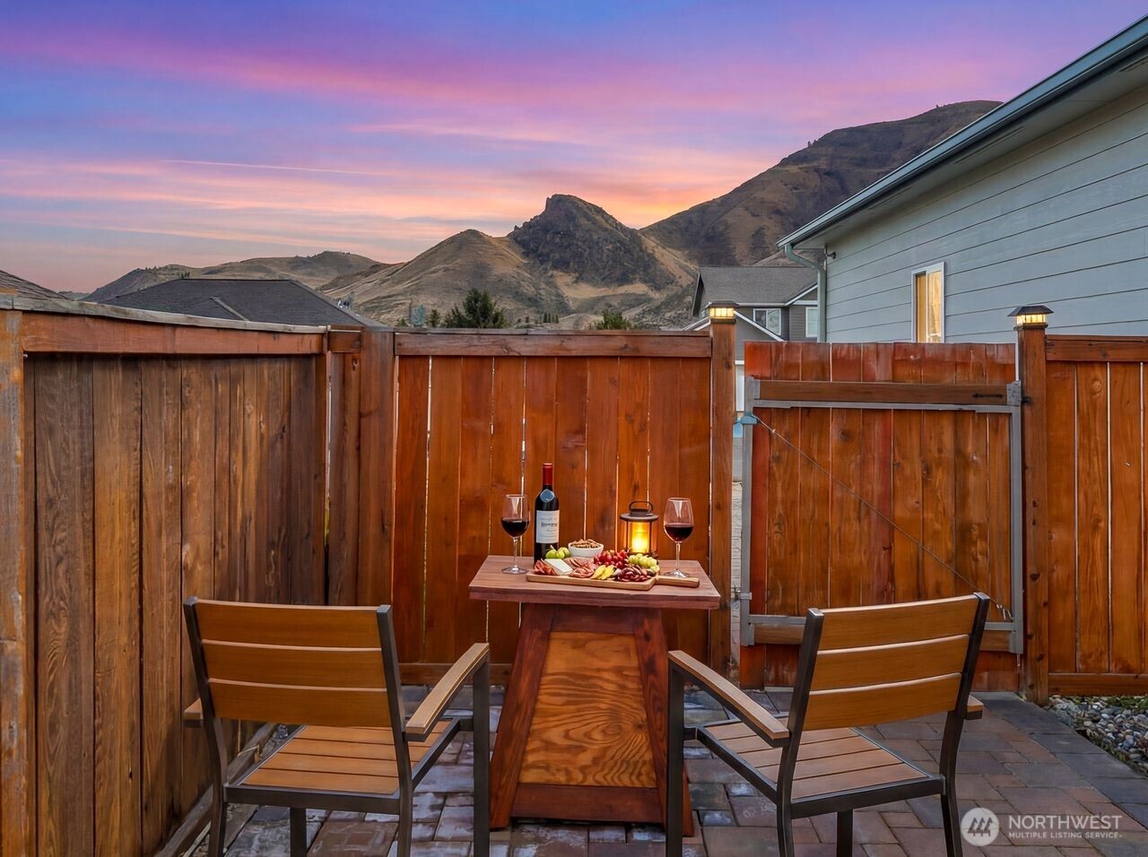 2220 Michael Brooke , Wenatchee, WA 98801