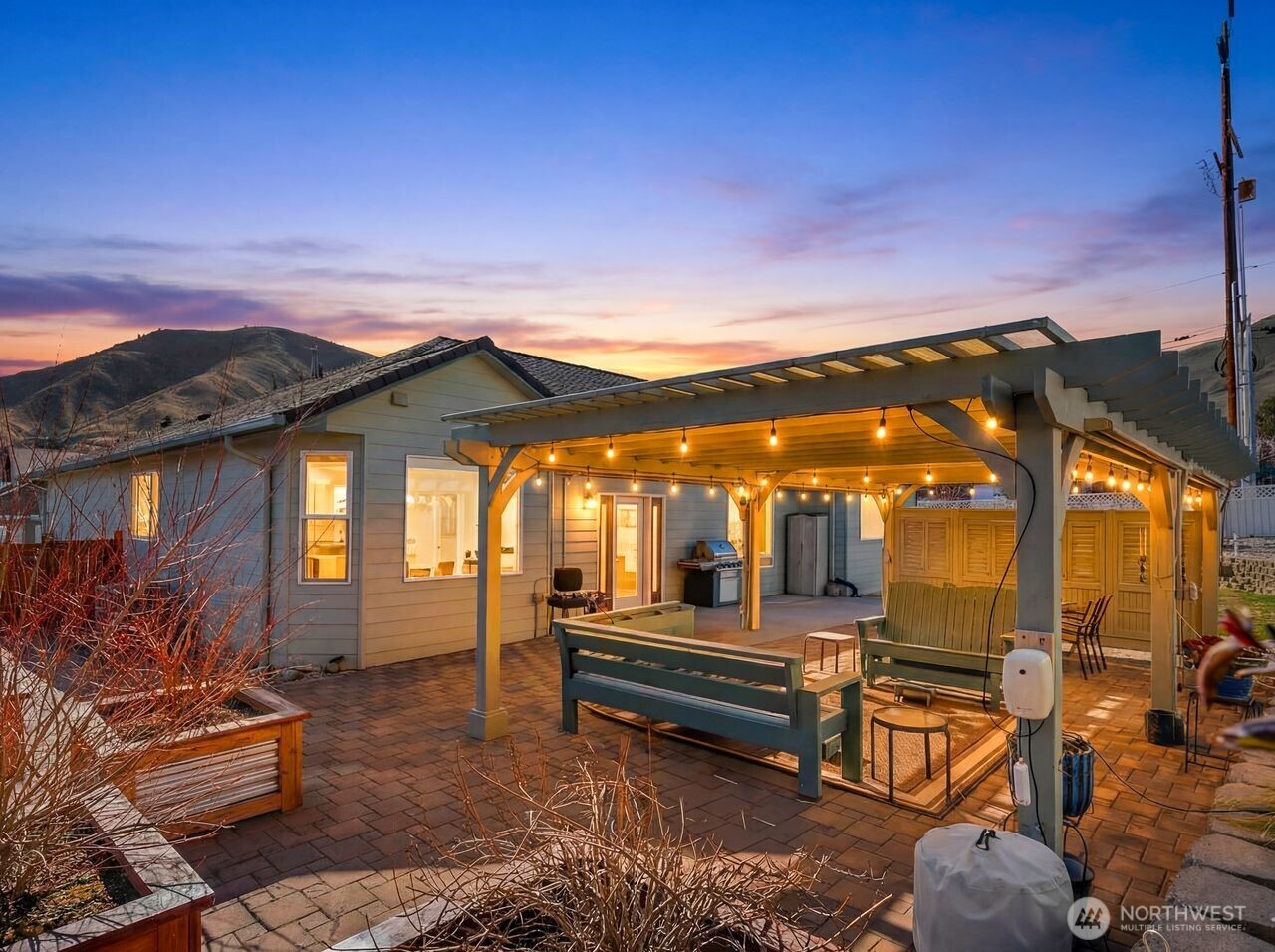 2220 Michael Brooke , Wenatchee, WA 98801