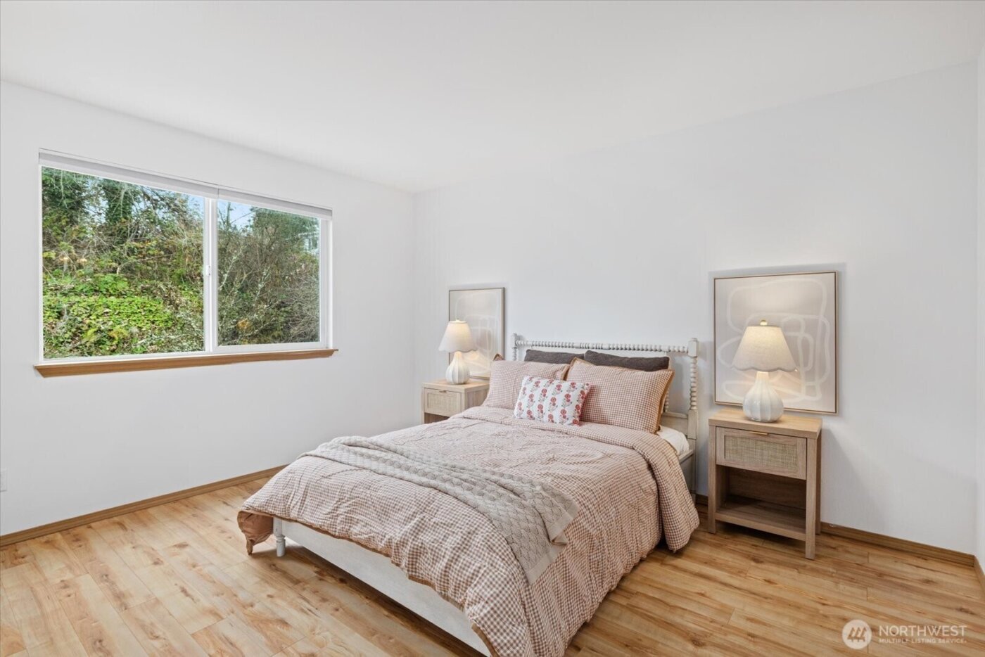 3001 S Charlestown Street , Seattle, WA 98144