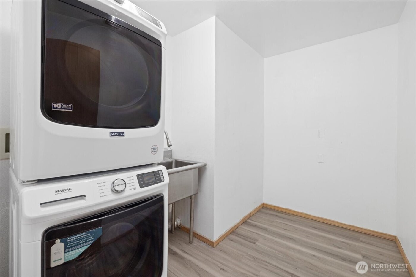 3001 S Charlestown Street , Seattle, WA 98144